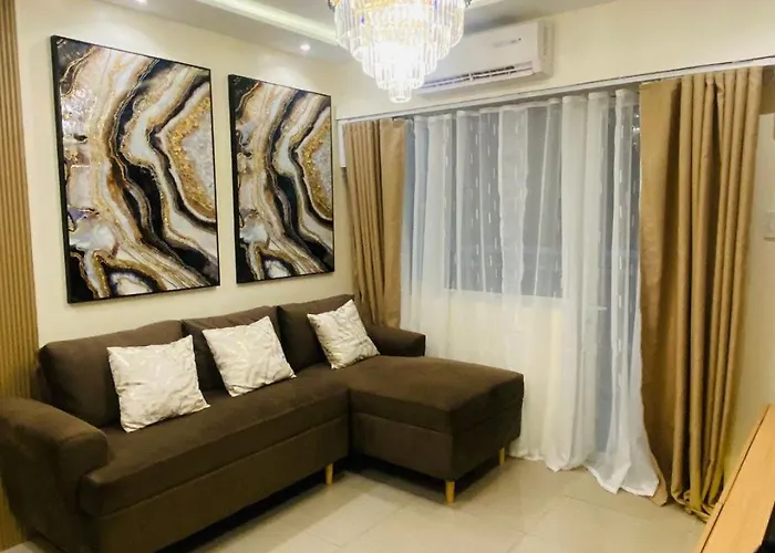 Apartment Serenity Smart 2 Bedroom Balcony