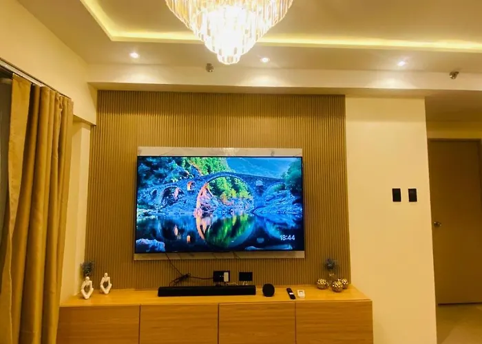 Serenity Smart 2 Bedroom Balcony * Manila